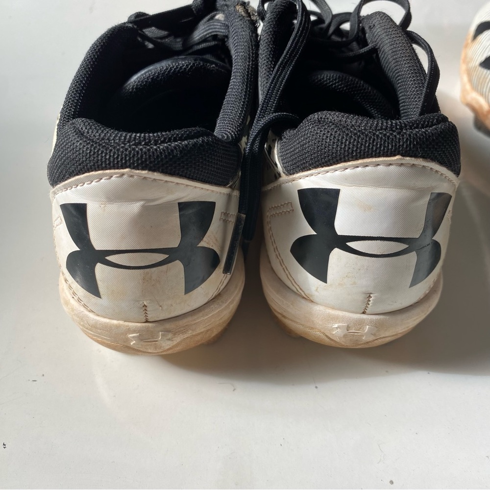 Girls Softball Cleats